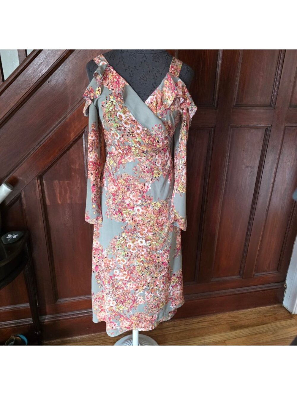 Floral Cold Shoulder Ruffle Wrap Midi Dress By Kate & Mallory Small Made In USA